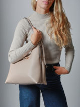 Schoudertas Lefia Guess Beige lefia BG964402-vue-porte