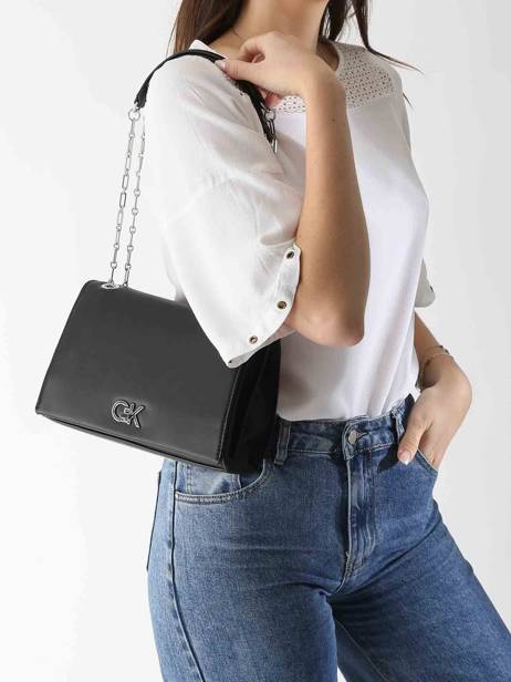 Cross Body Tas Ck Chain Gerecycleerd Polyester Calvin klein jeans Zwart ck chain K612810 ander zicht 1