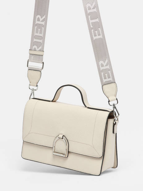 Cross Body Tas M Altesse Leder Etrier Beige altesse A10109 ander zicht 2